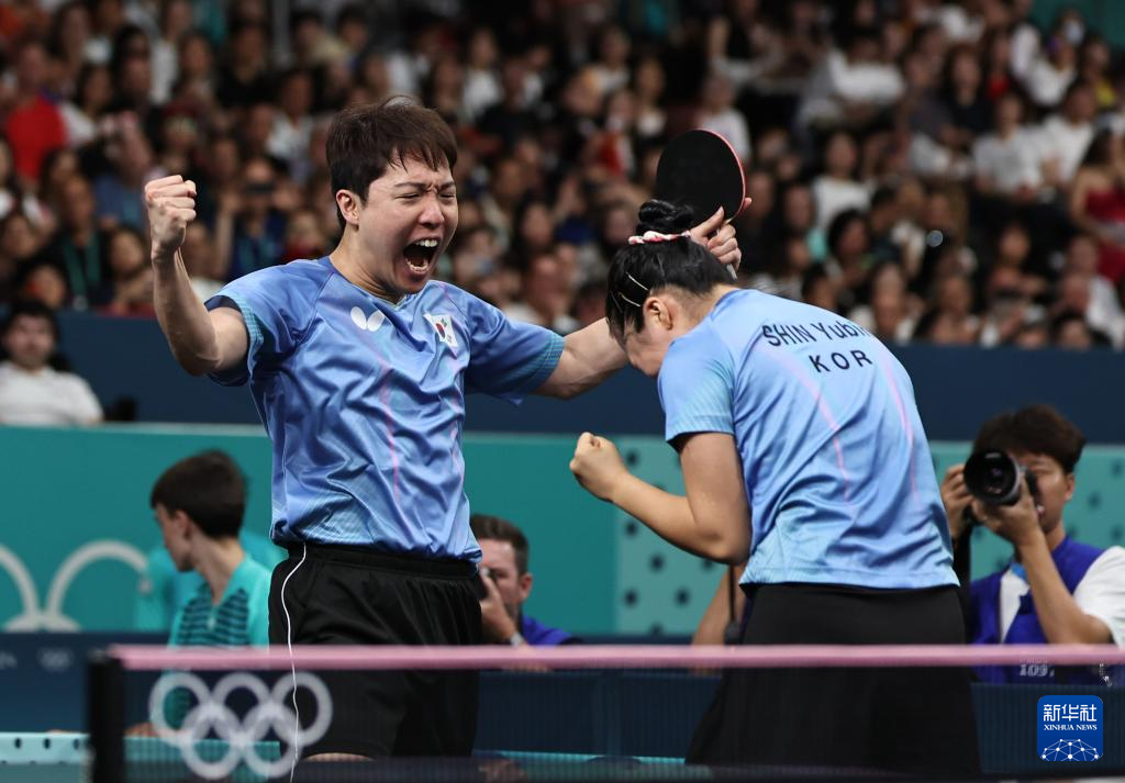 法国队在首 法国队在首