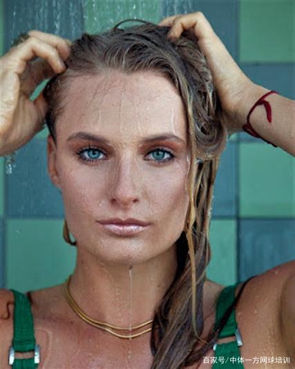 持开放透明 持开放透明