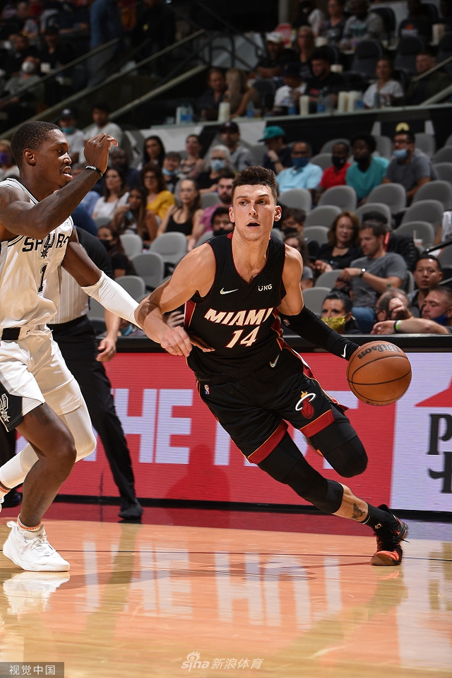 多名高管因 多名高管因